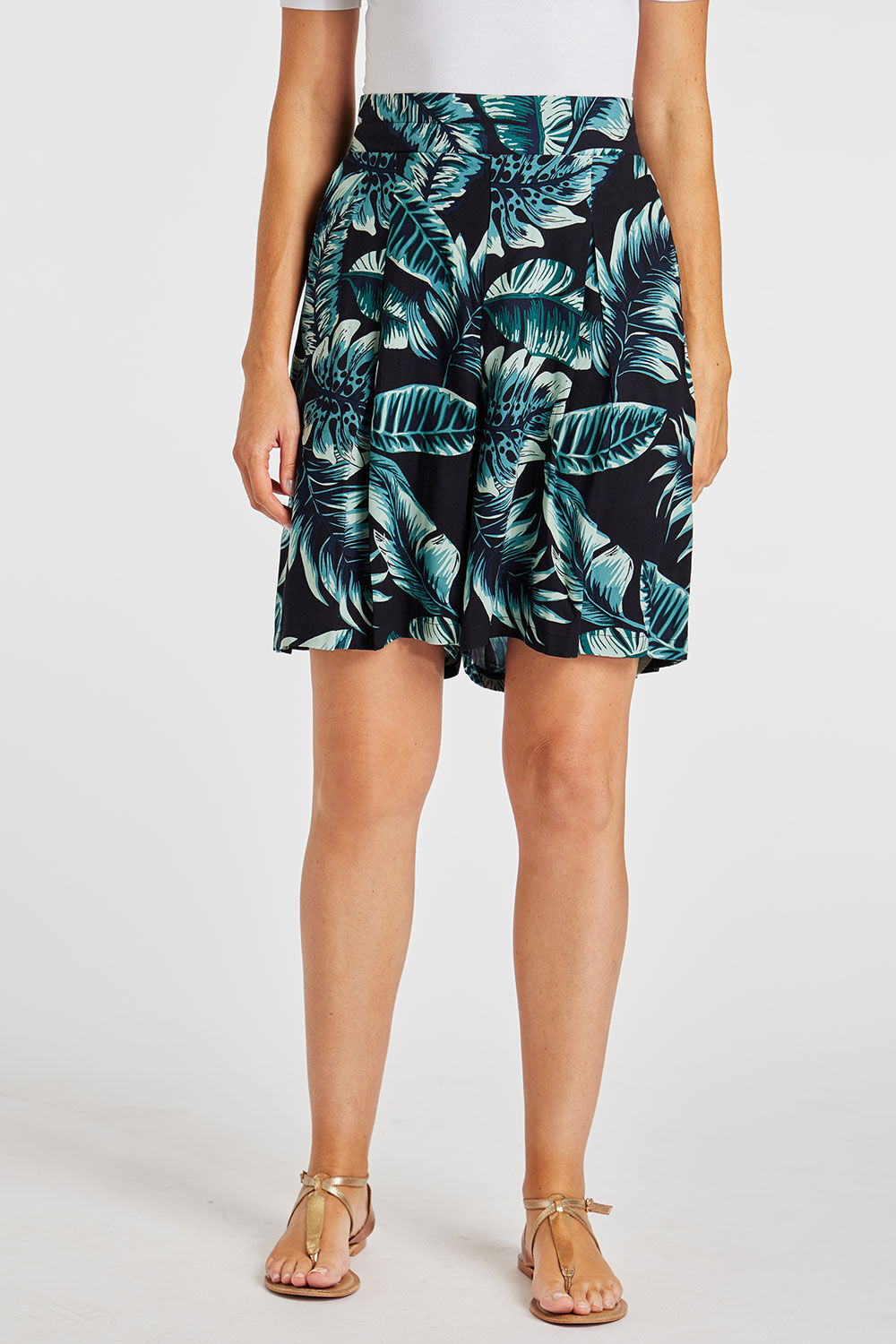 Bonmarche Black/green Palm Print Viscose Elasticated Shorts, Size: 14