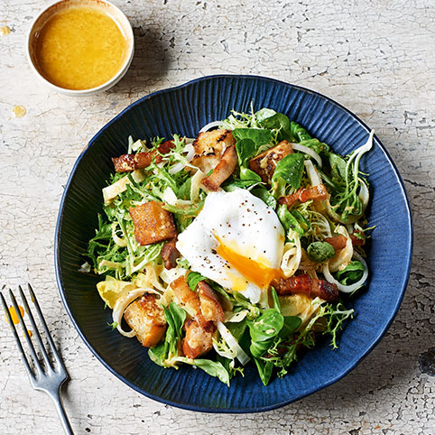 Lyonnaise Egg & Bacon Salad