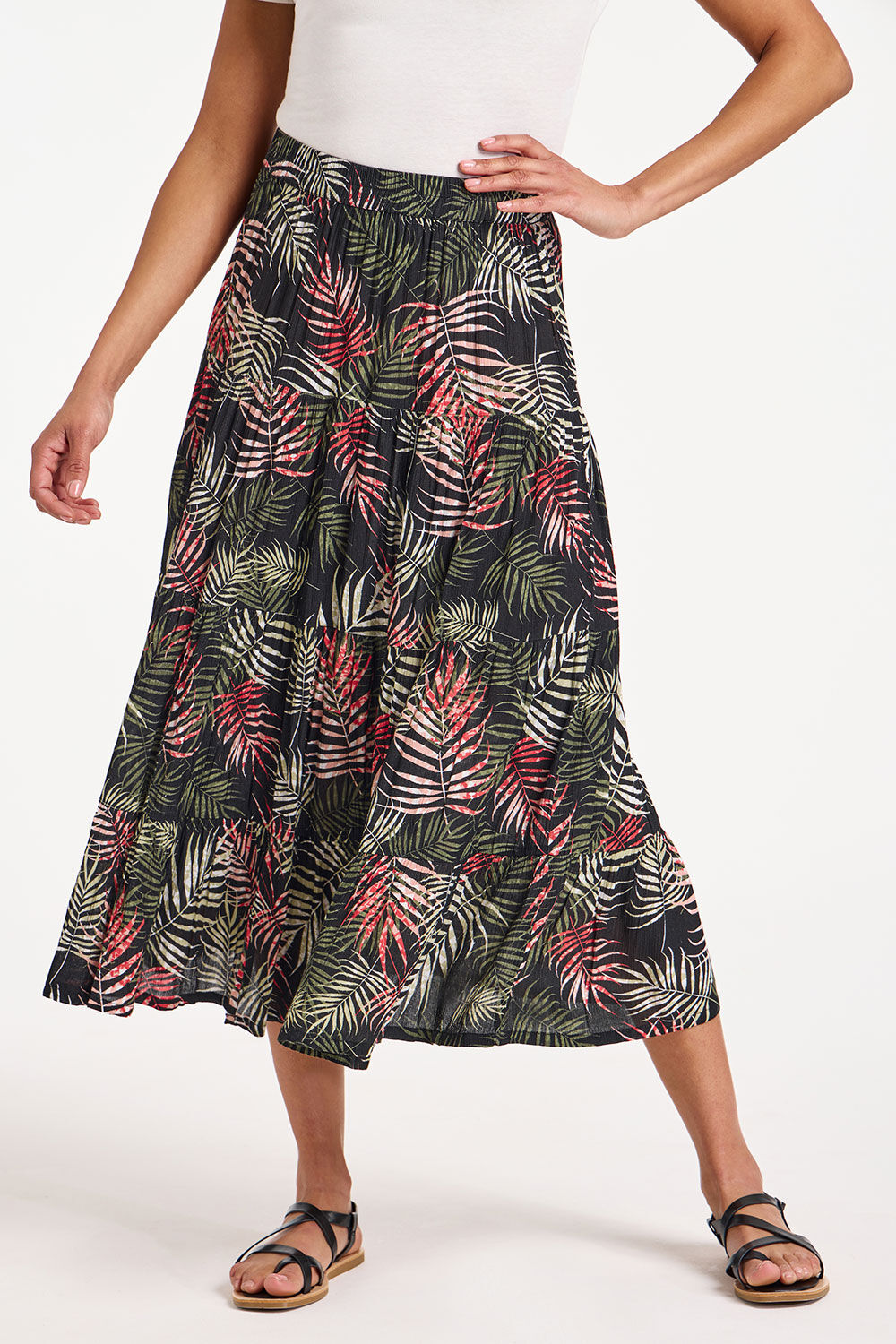 Bonmarche Black Palm Print Crinkle Tiered Elasticated Skirt, Size: 18