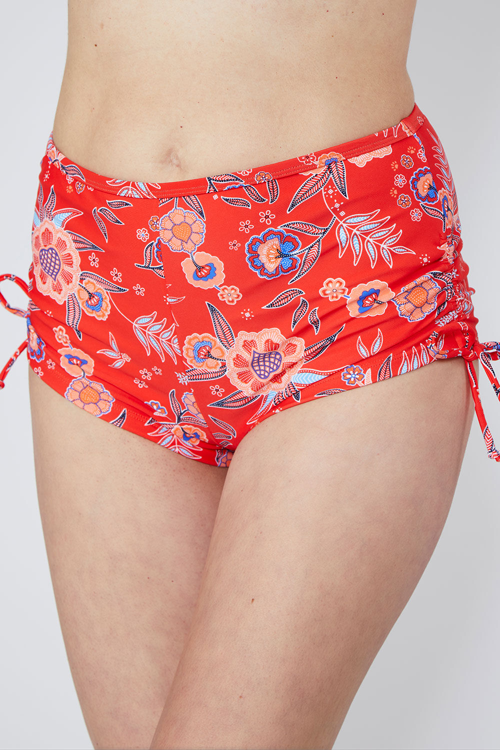 Bonmarche Red Floral Scatter Ruched Swim Shorts, Size: 28