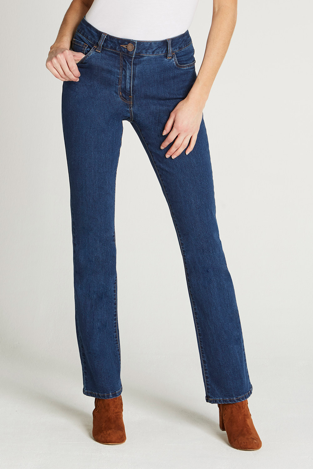 BETTY Cotton Bootcut Jean | Collect In-store & Home Delivery | Bonmarché
